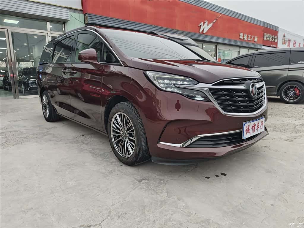 Buick GL8, 2022 3