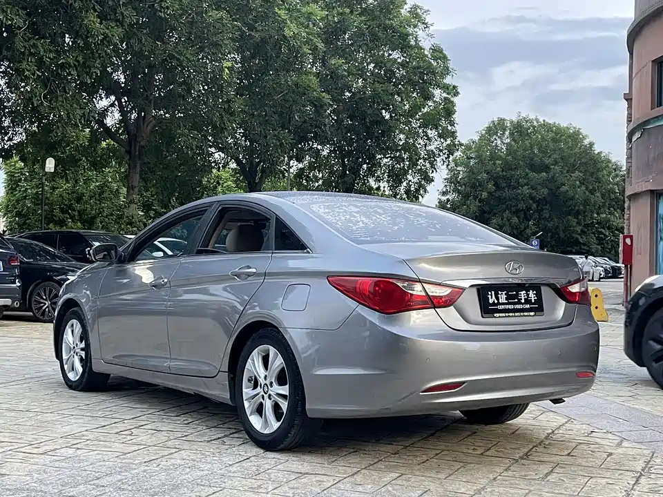 Hyundai Sonata