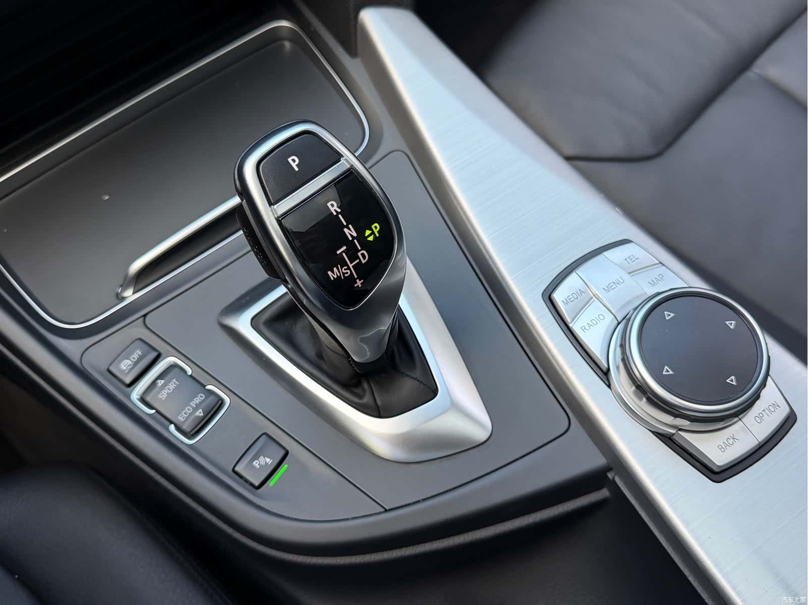 BMW 3 Series, 2016 12