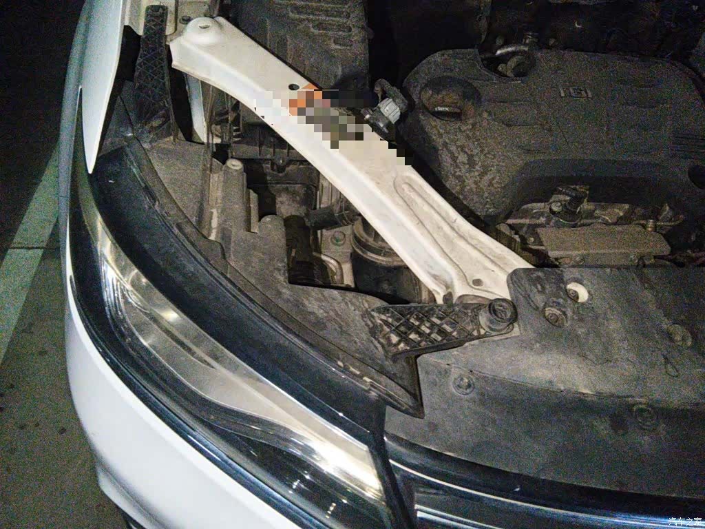 Roewe RX5, 2016 23