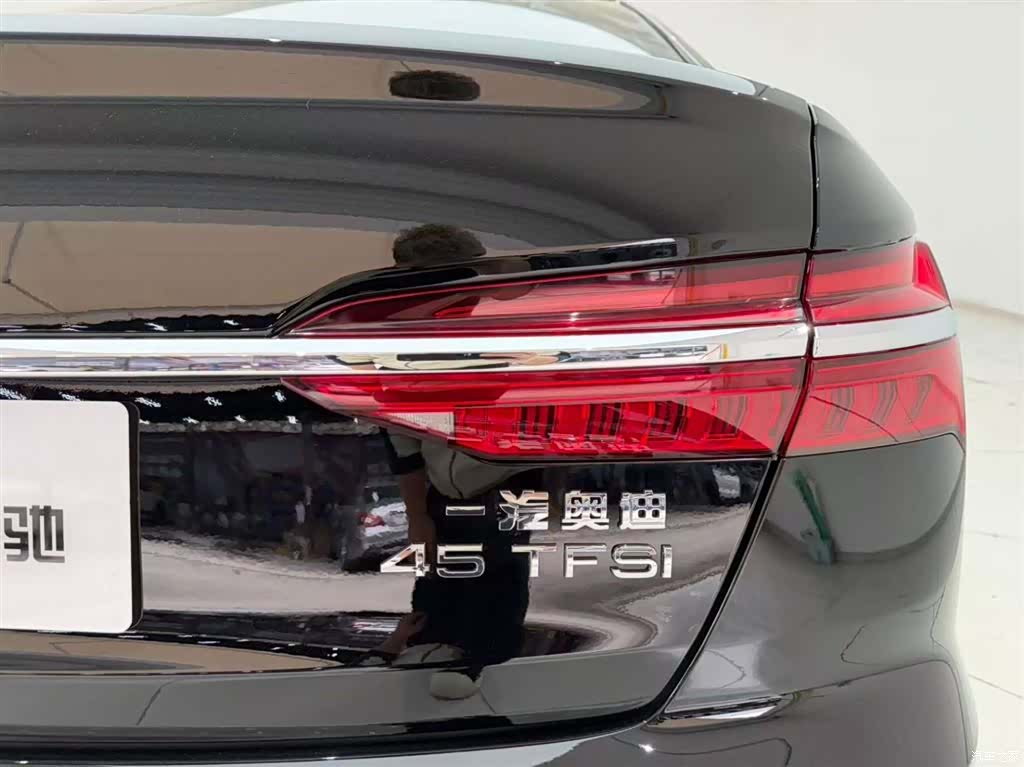 Audi A6L, 2020 10