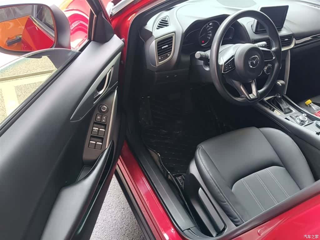 Mazda CX-4, 2019 16