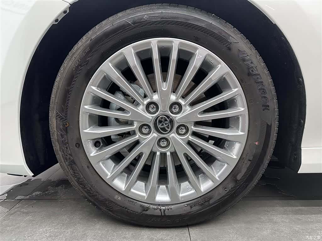 Toyota Camry, 2024 12