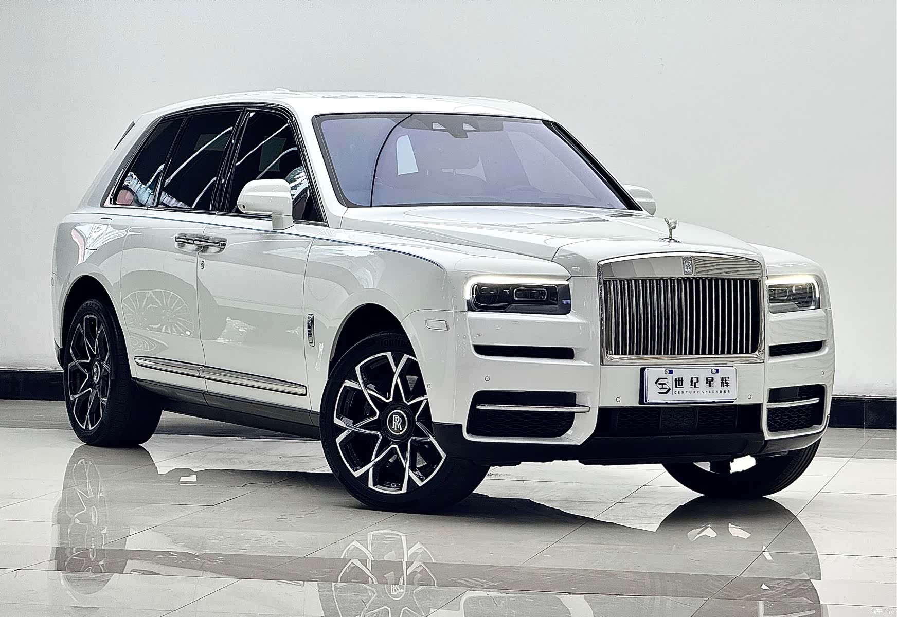 Rolls-Royce Cullinan, 2021 4