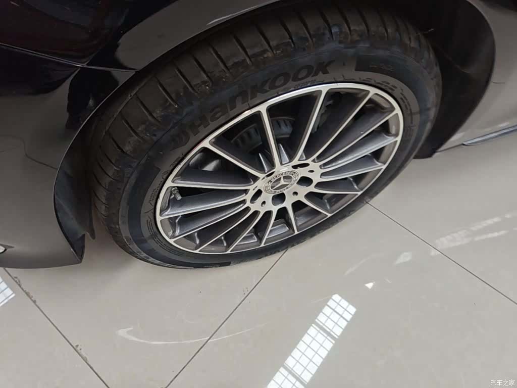 Mercedes-Benz E-Class, 2023 23