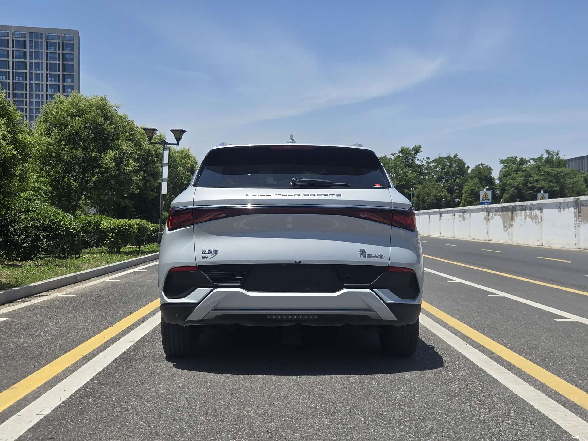 BYD Yuan, 2023 все фото