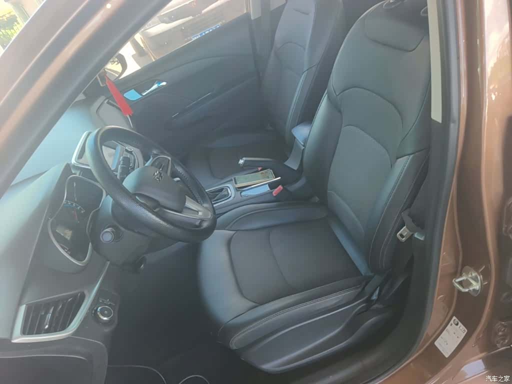Chevrolet 320, 2019 15