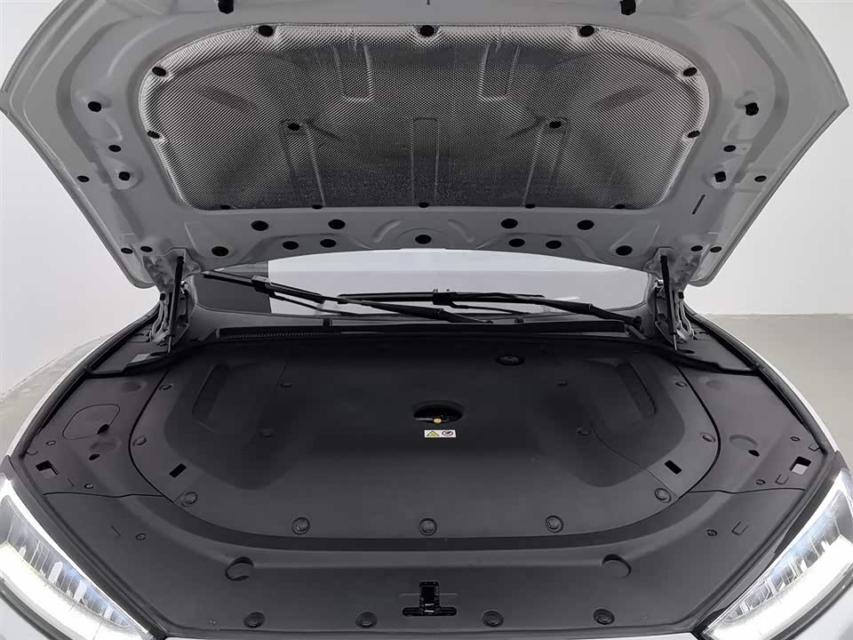 AITO Ask the world M5