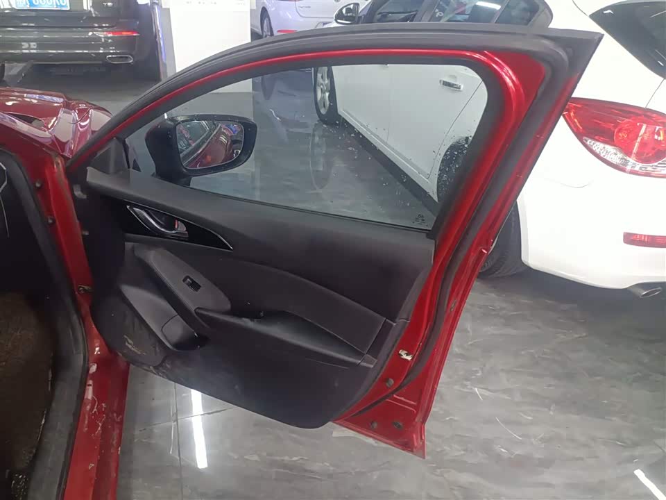 Mazda 3 Angkesaila Mazda 3 Angkesaila