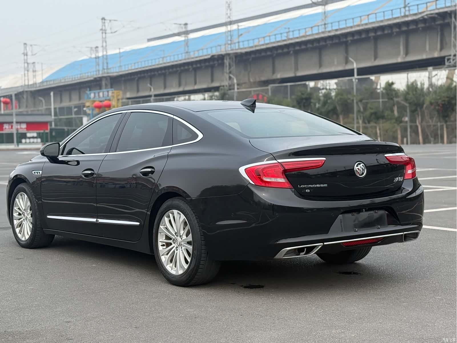 Buick LaCrosse, 2017 все фото