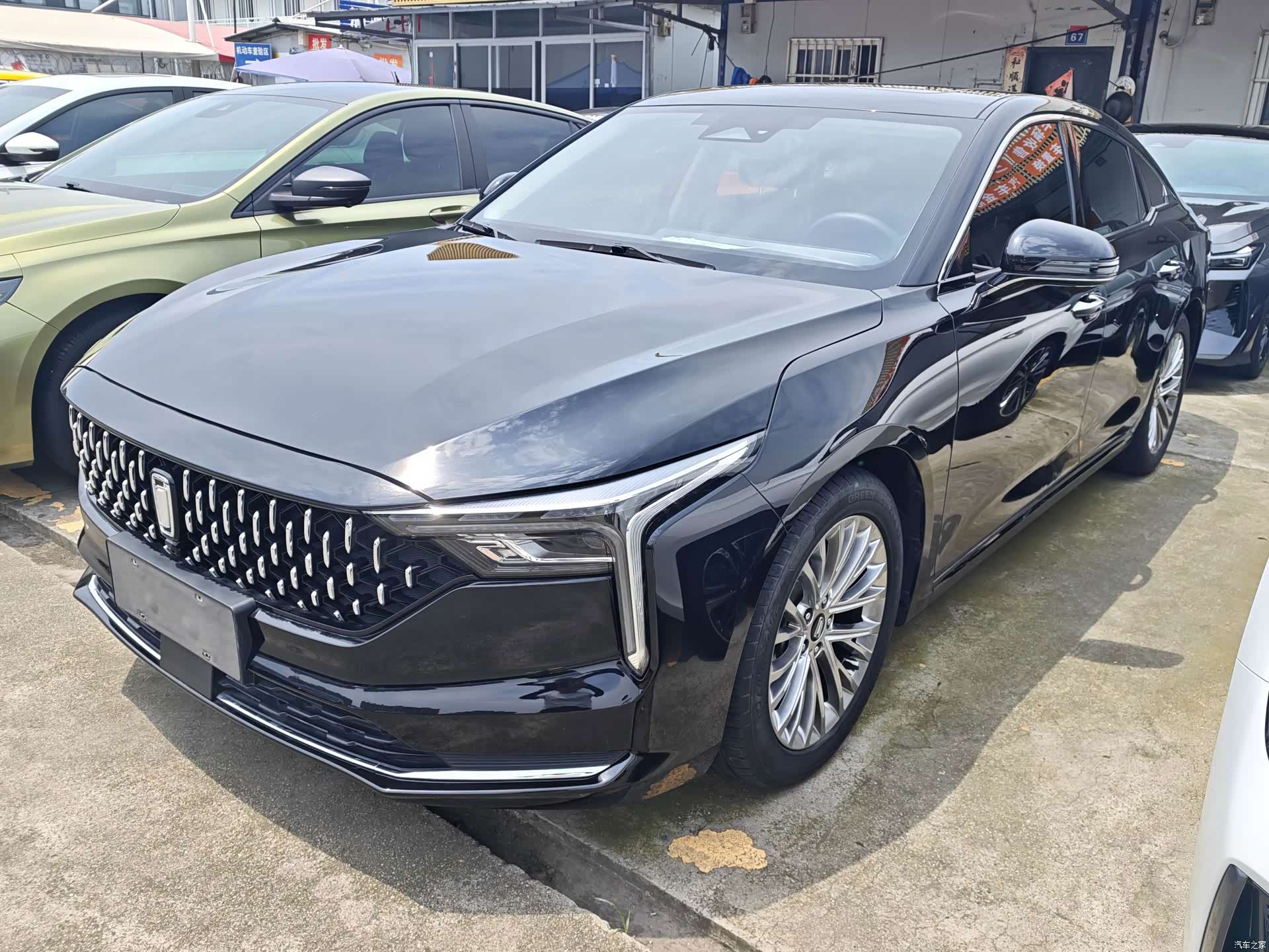 Bestune B70, 2023 1