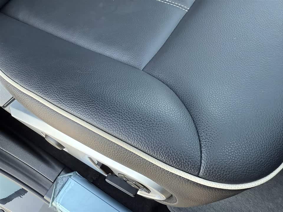 Mercedes-Benz M class