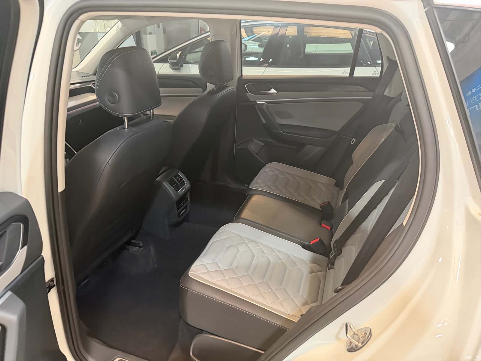 Volkswagen Tayron, 2024 7