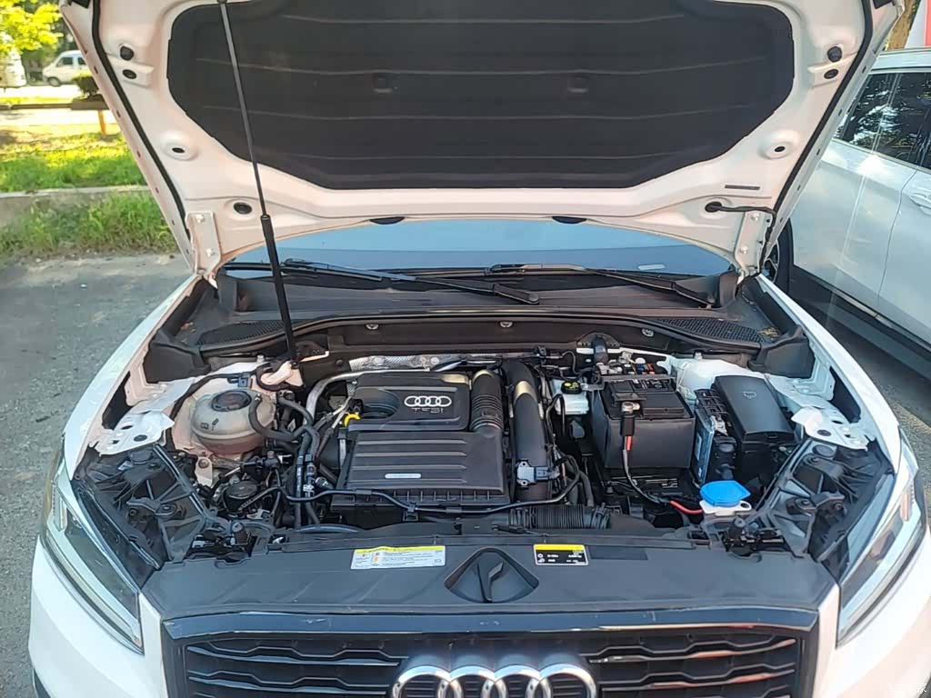 Audi Q2L, 2021 20