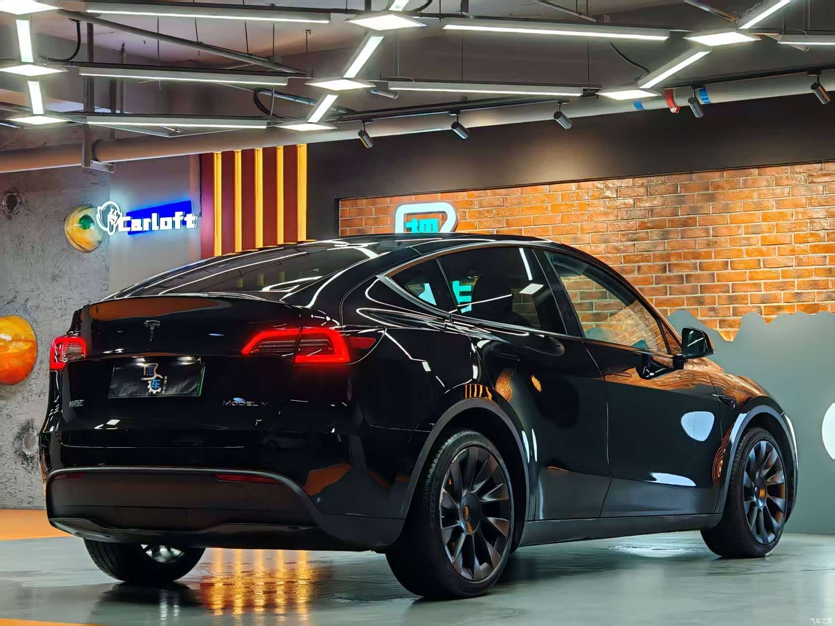 Tesla Model Y, 2021 26