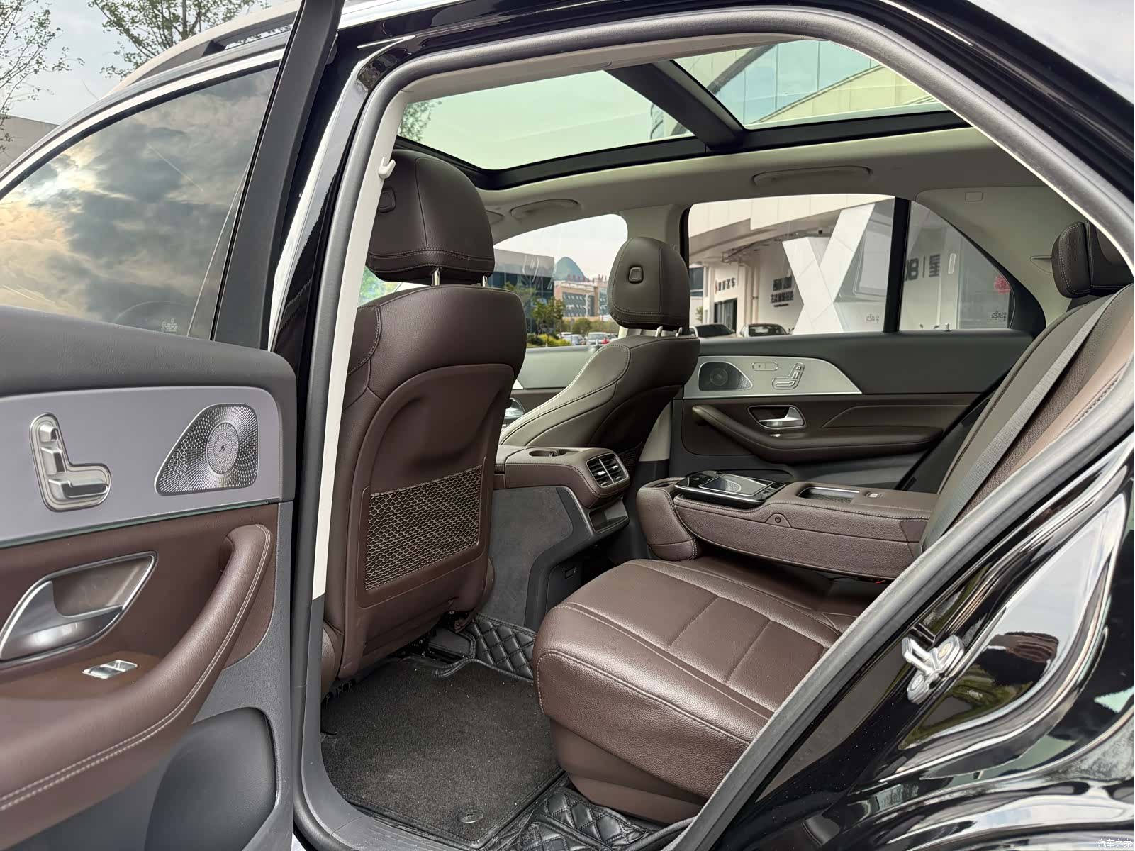 Mercedes-Benz GLE, 2020 8