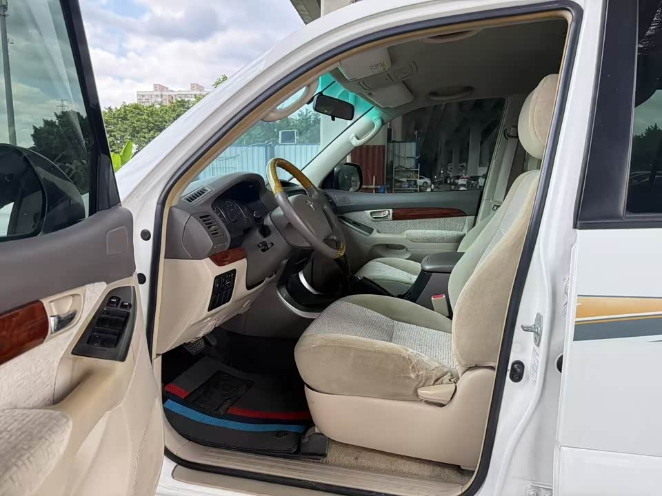 Toyota Prado
