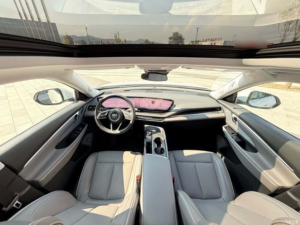 Buick E5, 2025 18