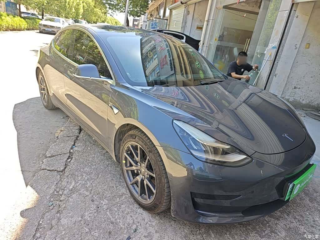 Tesla Model 3, 2020 4