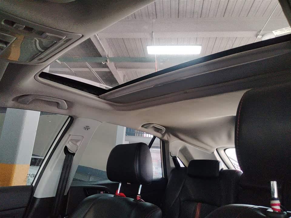 BYD S7