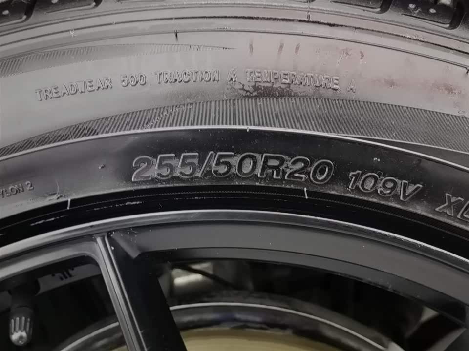 Land Rover Discover sports