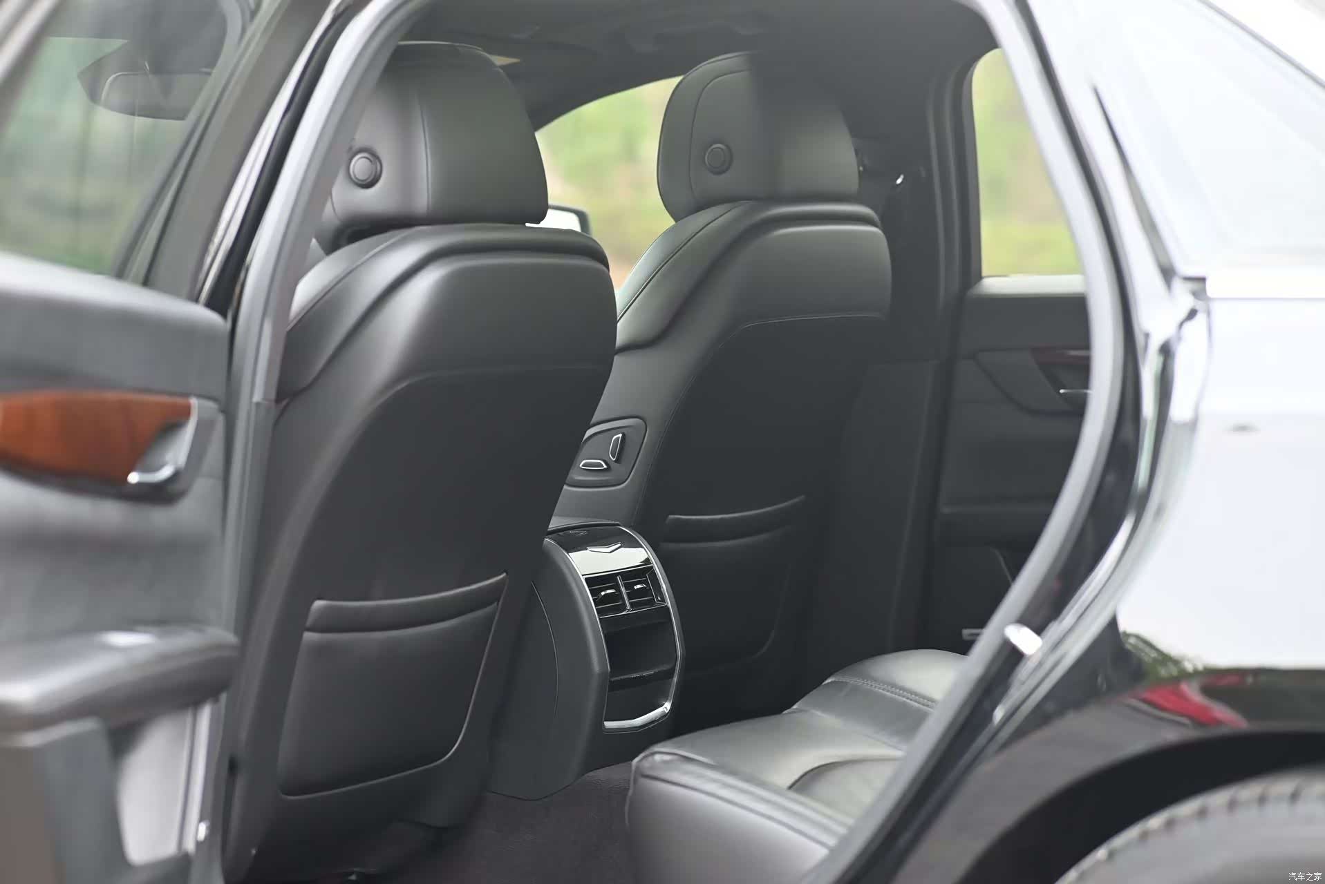 Cadillac CT6, 2020 все фото