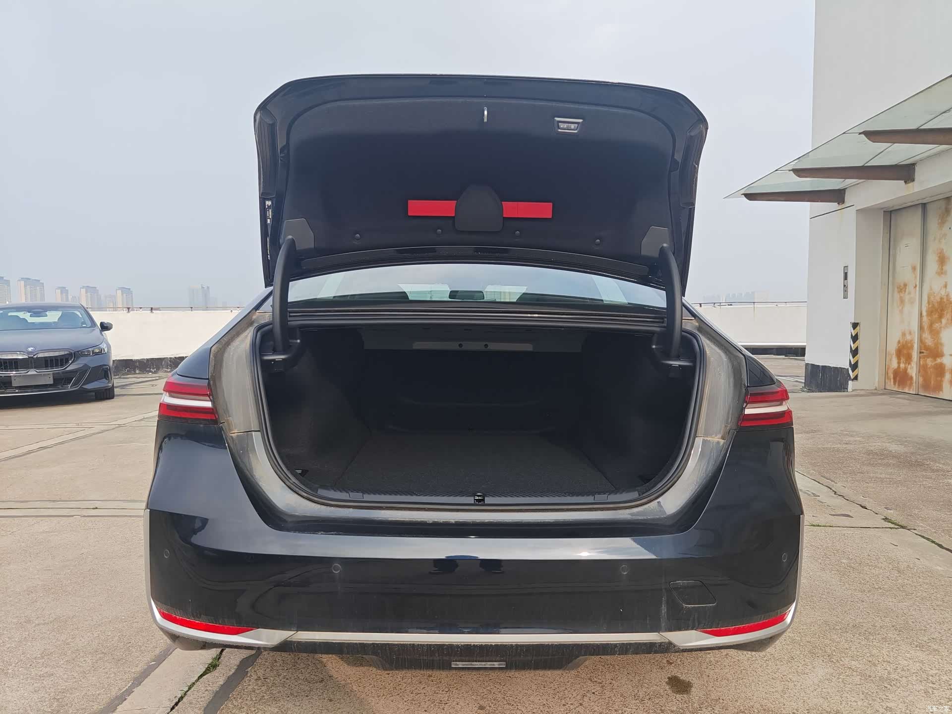 BMW i5, 2026 3