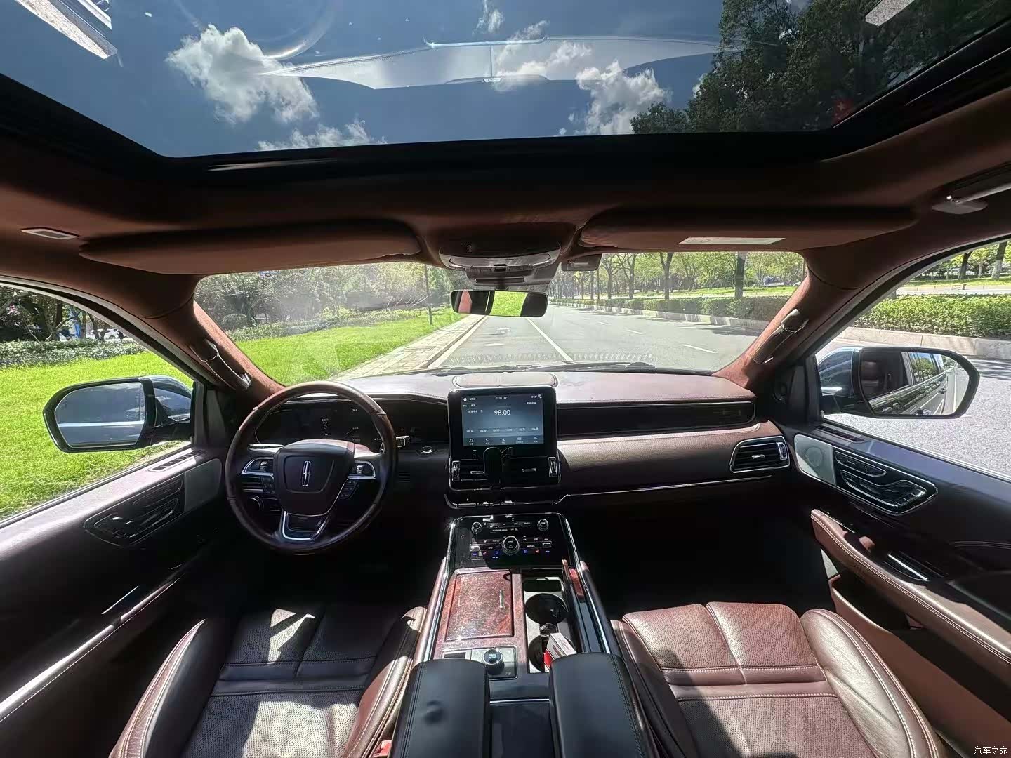 Lincoln Navigator, 2019 7