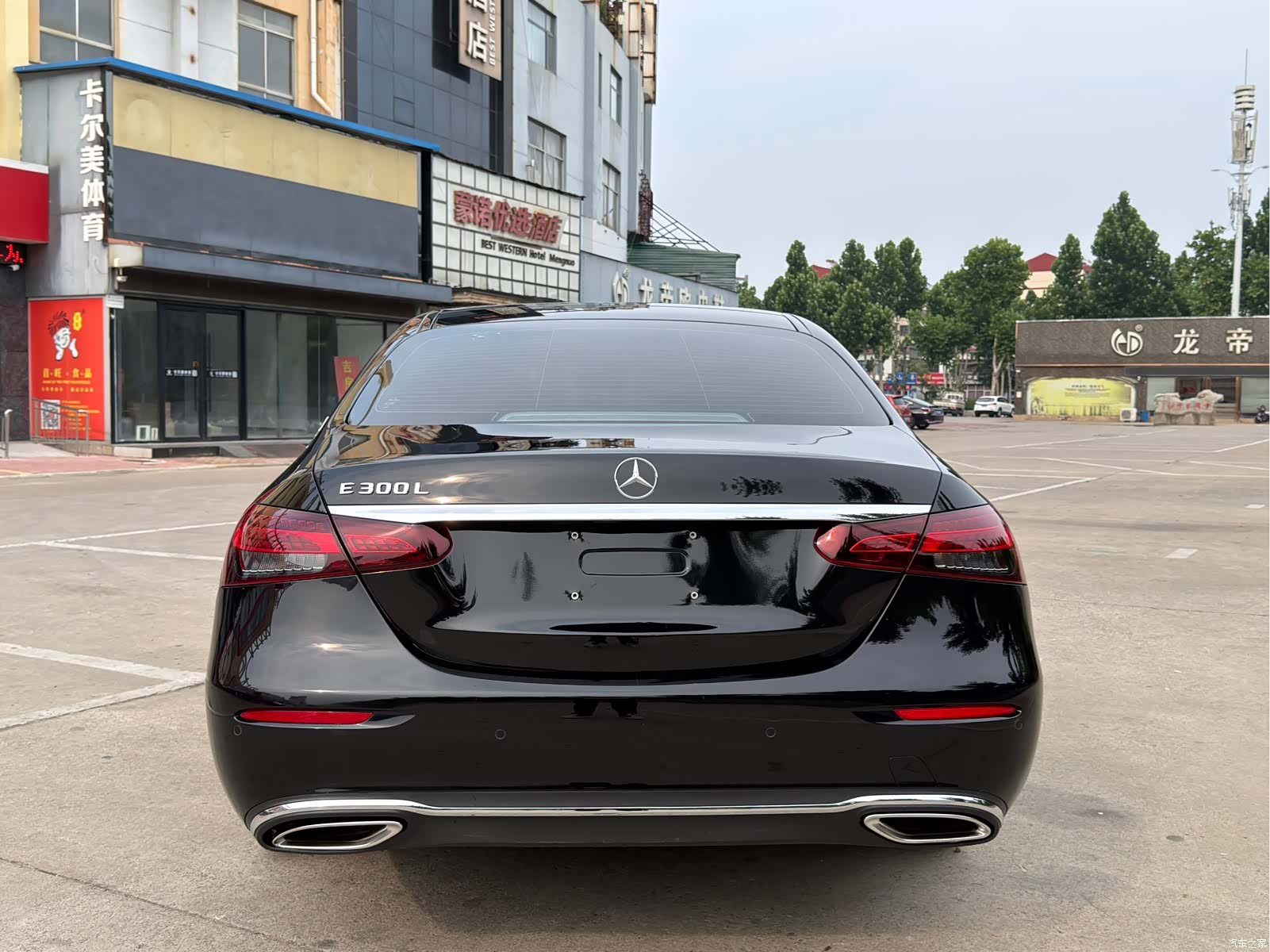 Mercedes-Benz E-Class, 2022 4
