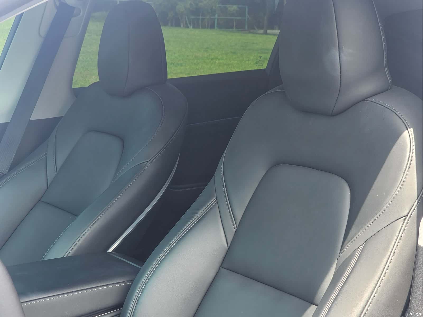 Tesla Model Y, 2023 9