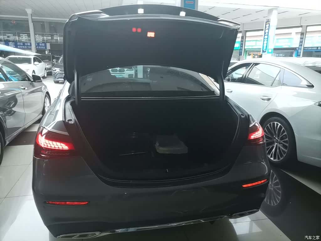 Mercedes-Benz E-Class, 2021 19