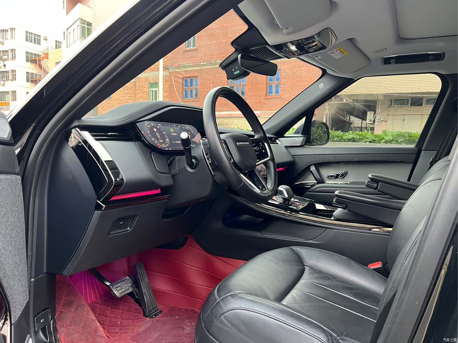 Land Rover Range Rover, 2024 все фото