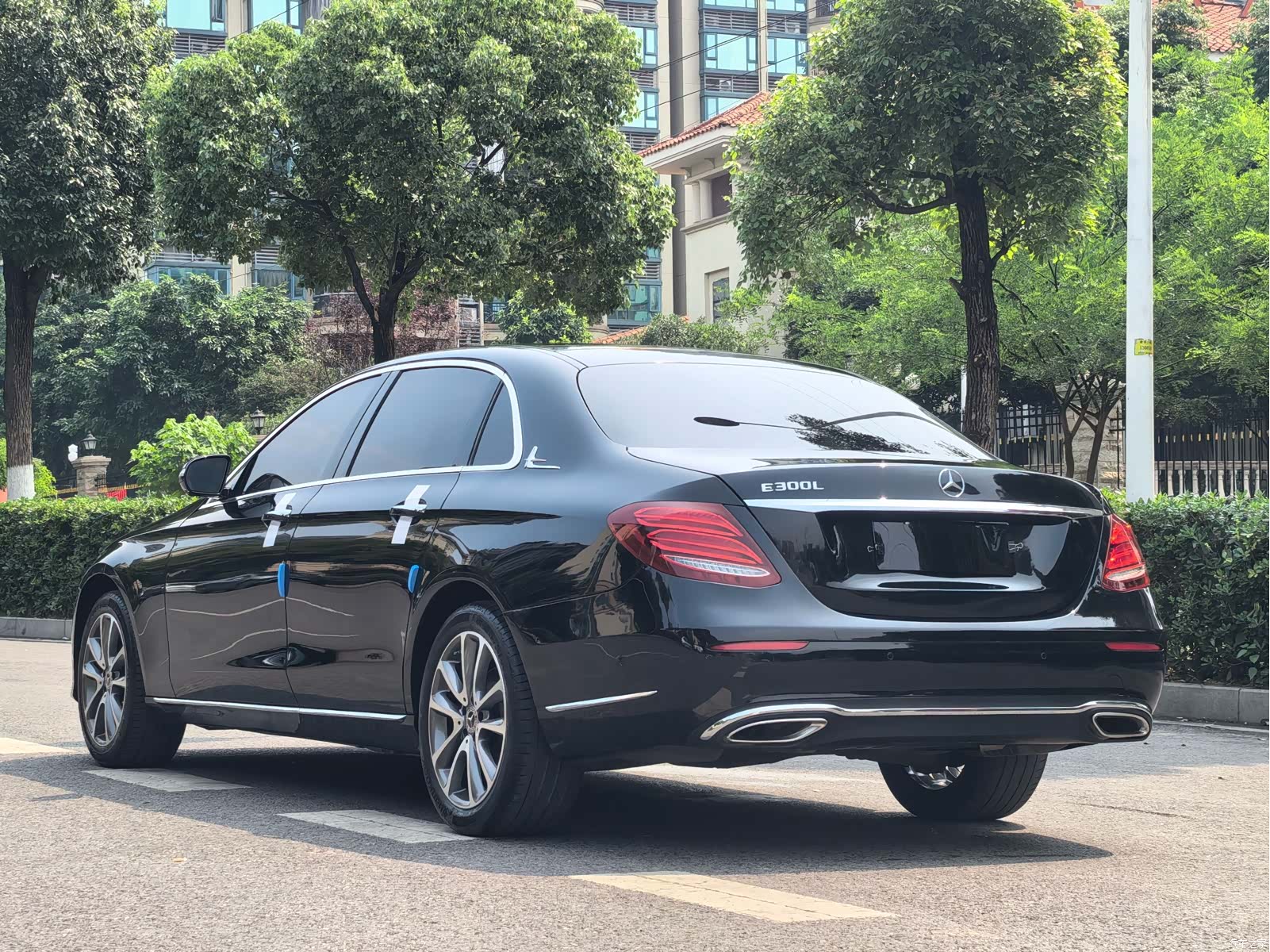 Mercedes-Benz E-Class, 2019 15