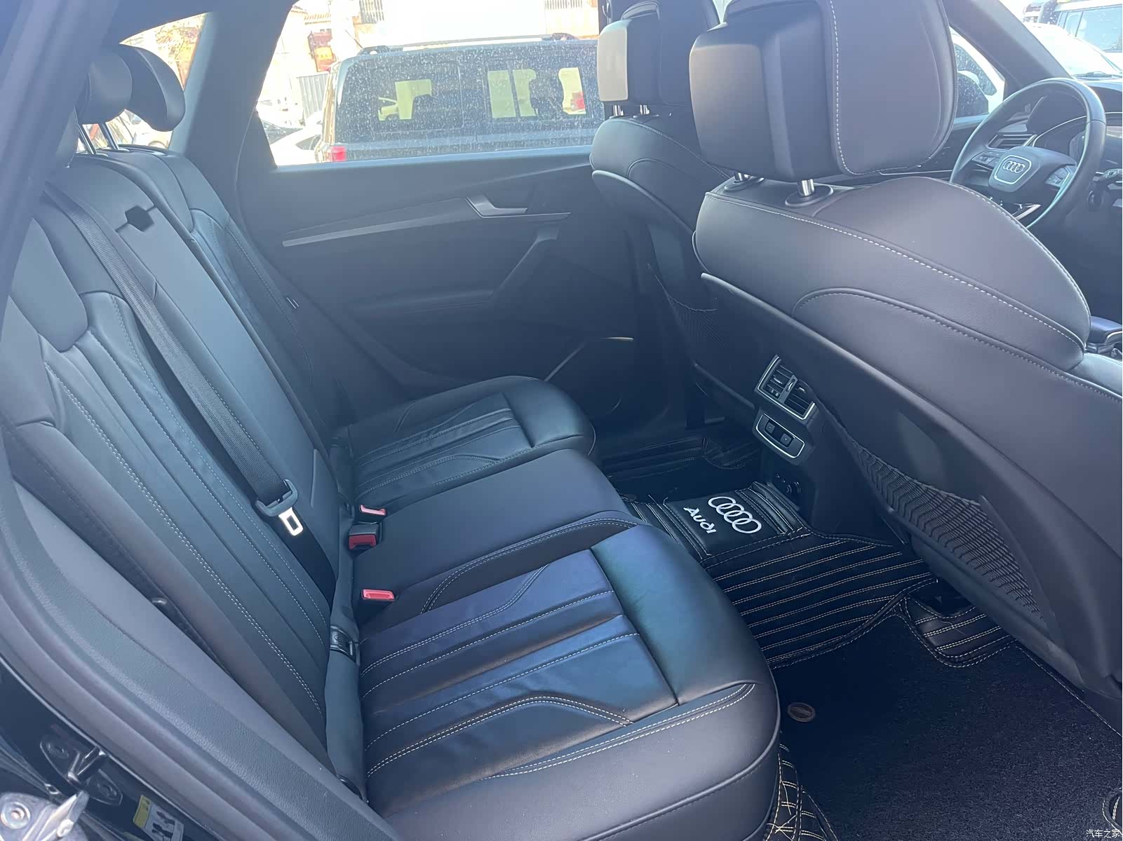 Audi Q5L, 2022 6