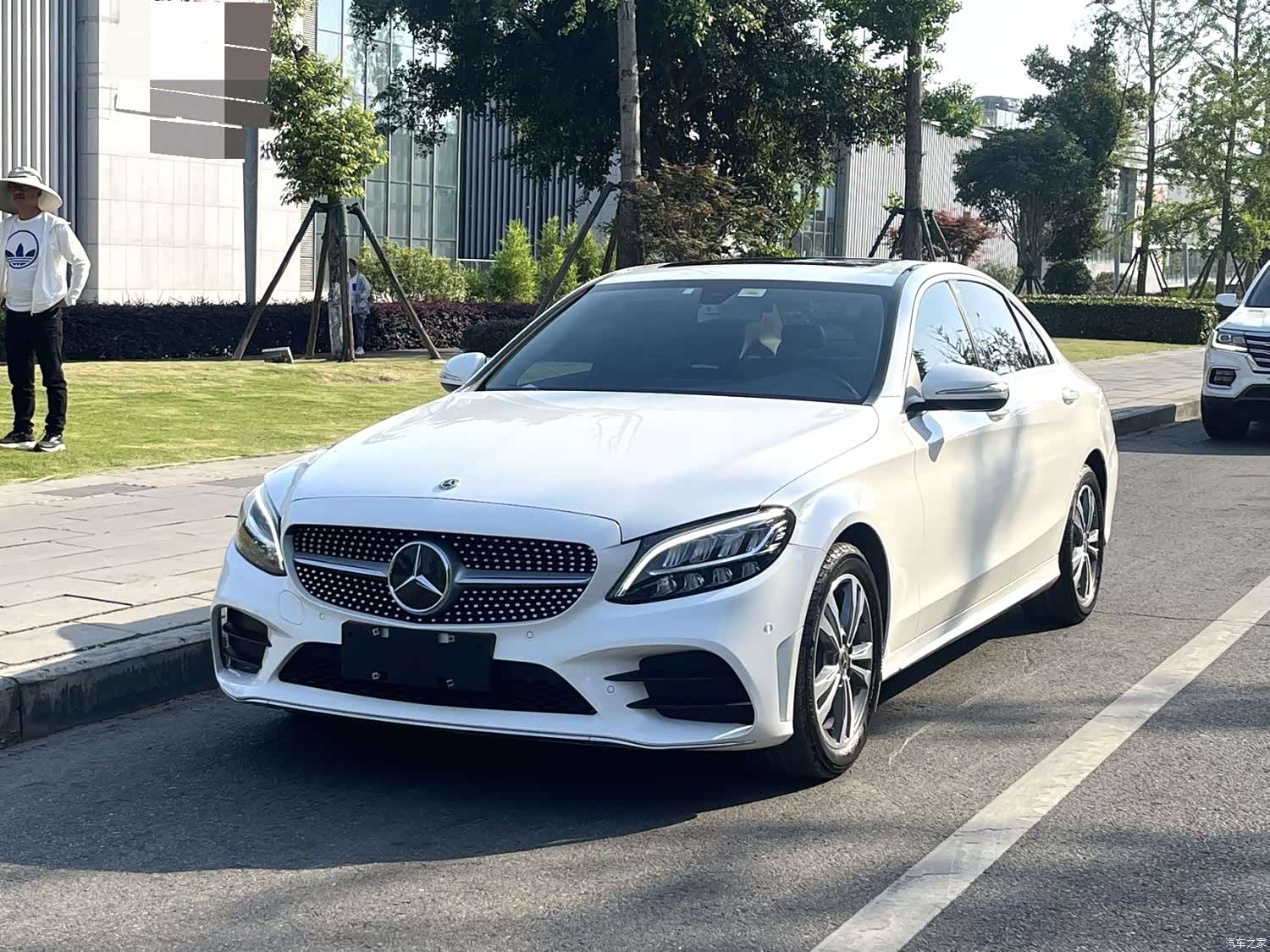 Mercedes-Benz C-Class, 2019 1