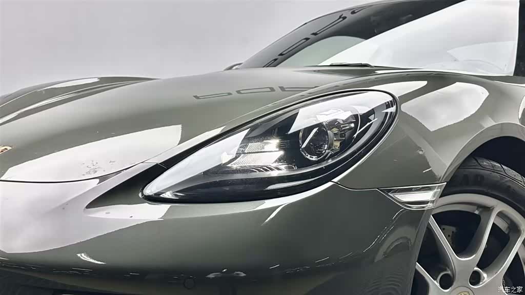Porsche Cayman, 2023 7