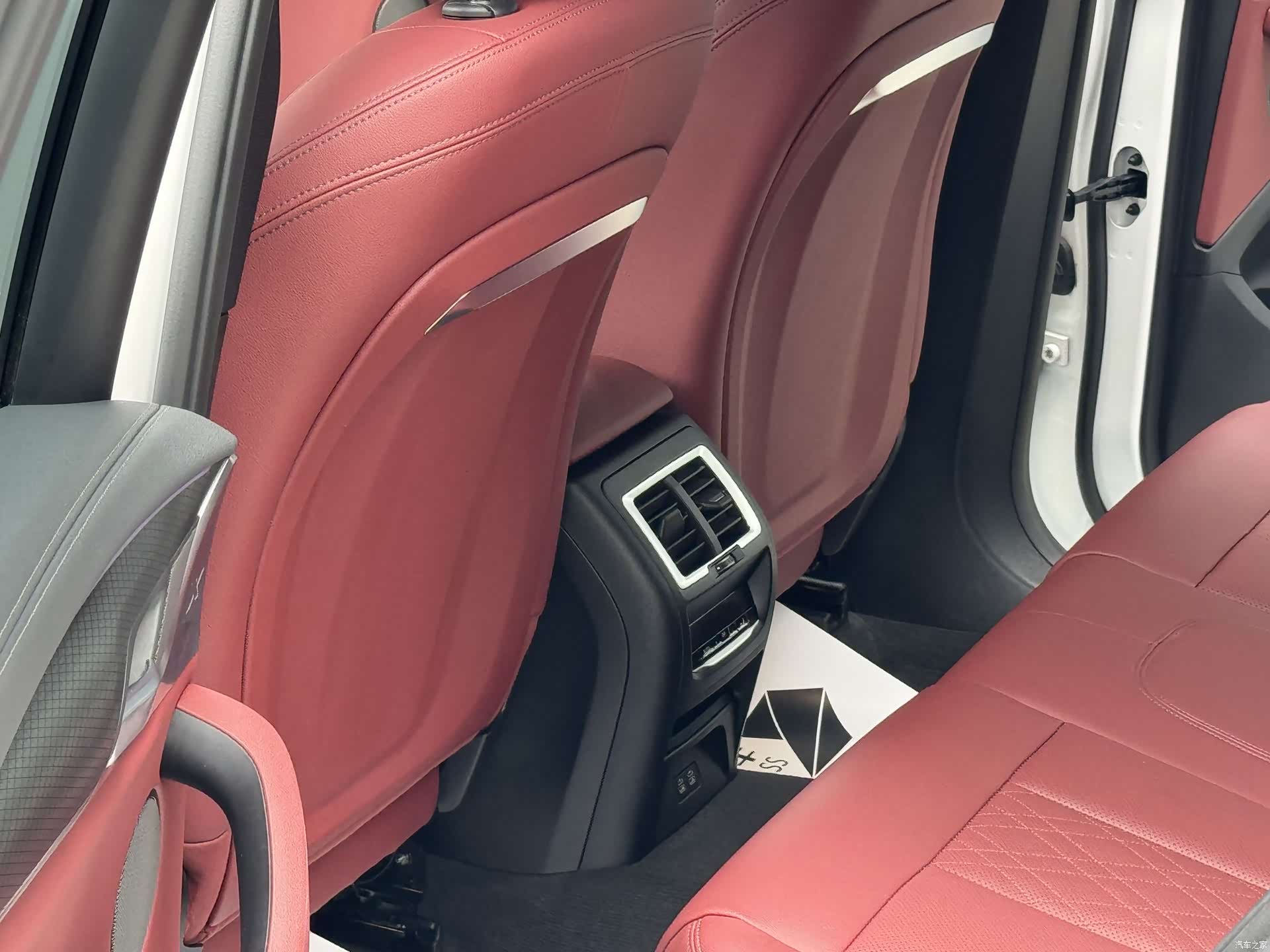BMW X3, 2022 все фото