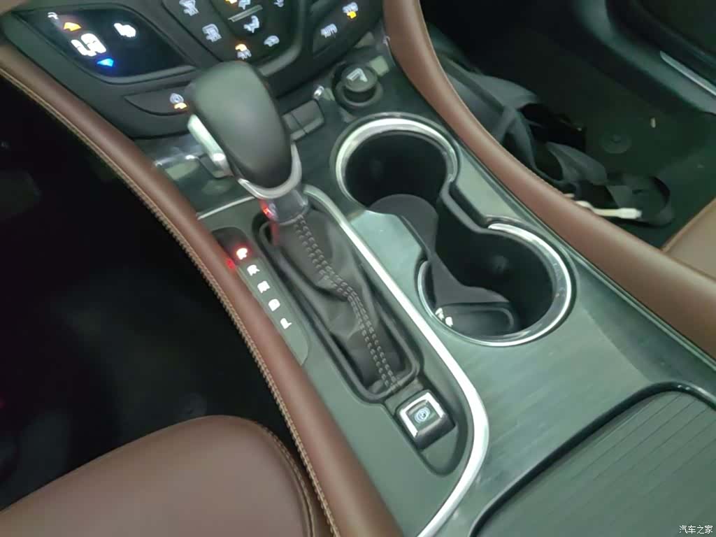Buick Envision Plus, 2021 14