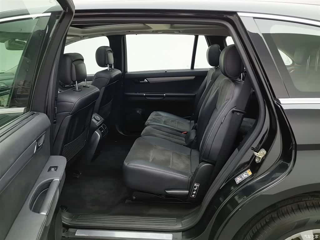 Mercedes-Benz R-Class, 2016 12