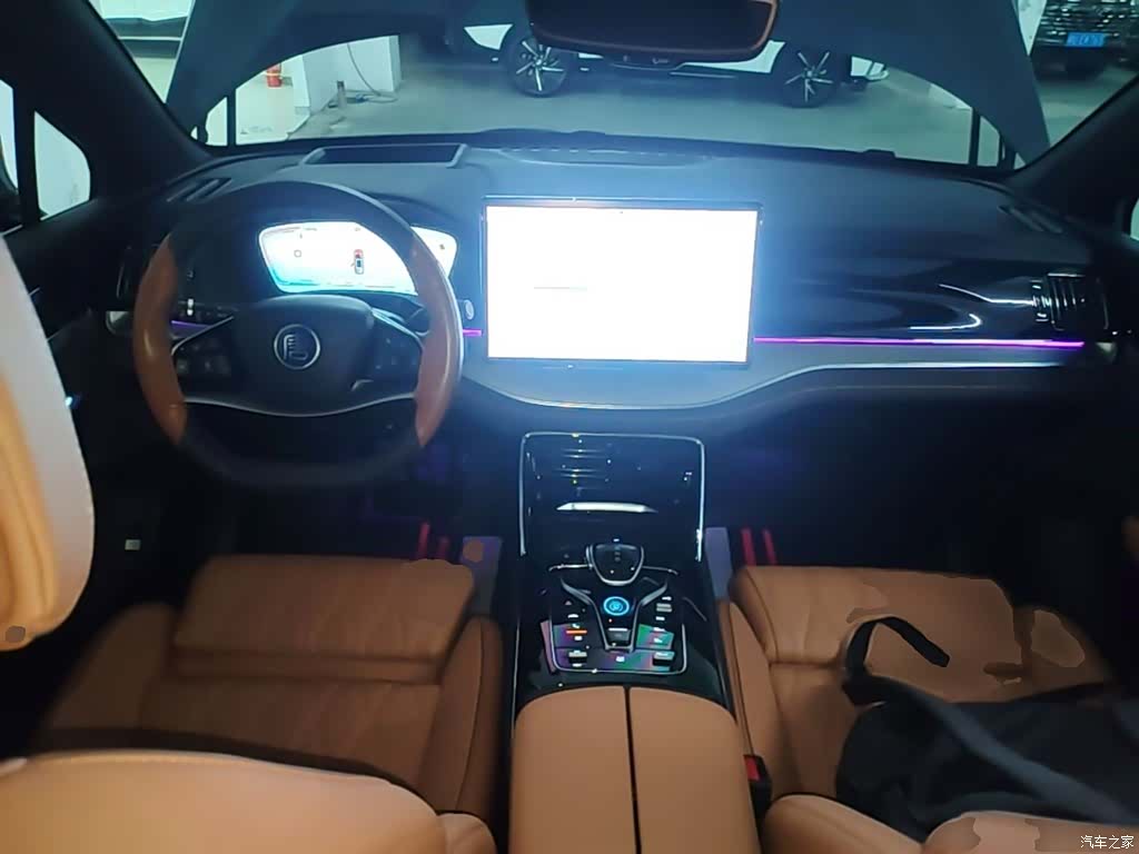 BYD Tang, 2023 10
