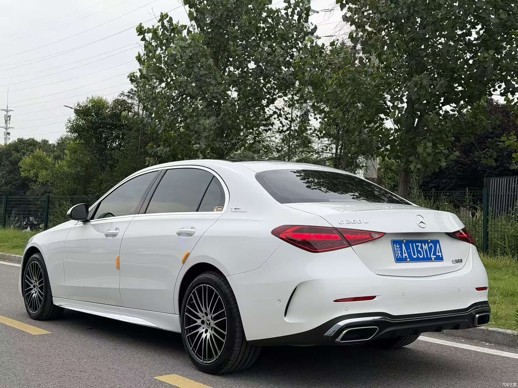 Mercedes-Benz C-Class, 2024 11