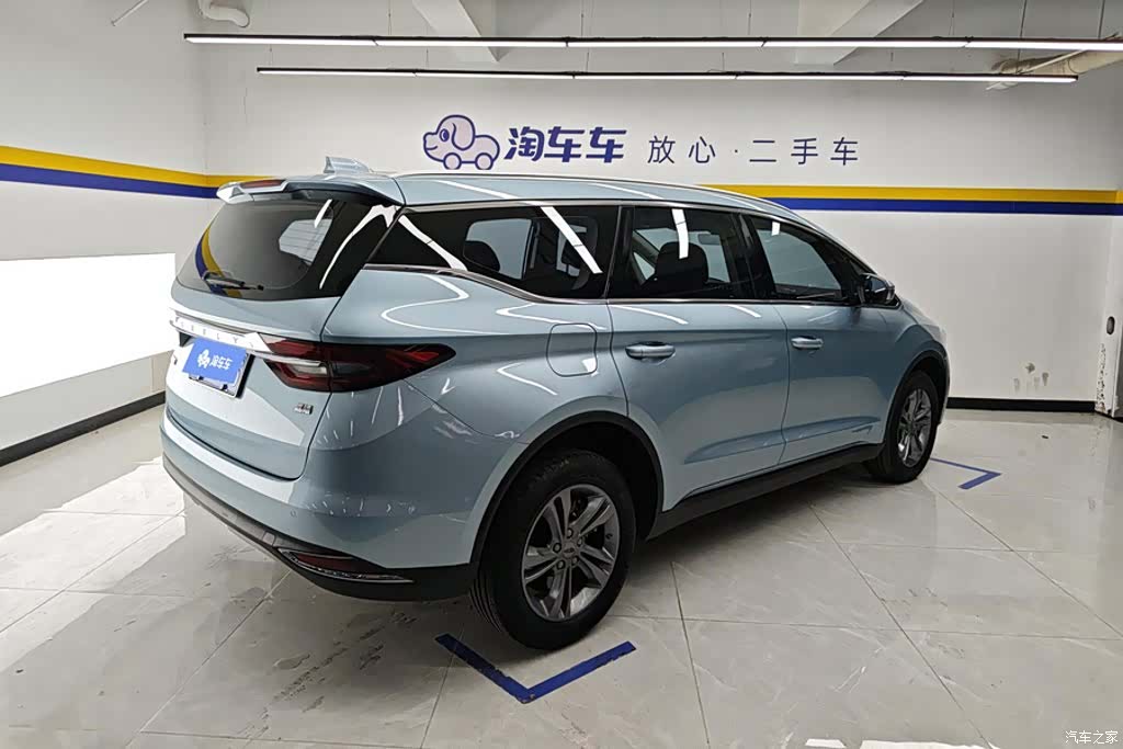 Geely Jiaji, 2022 3