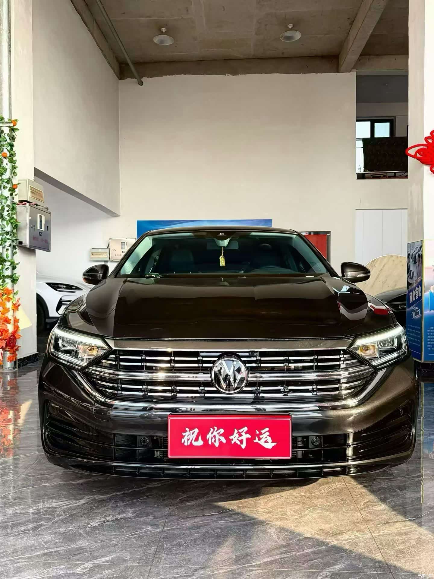 Volkswagen Sagitar, 2024 1