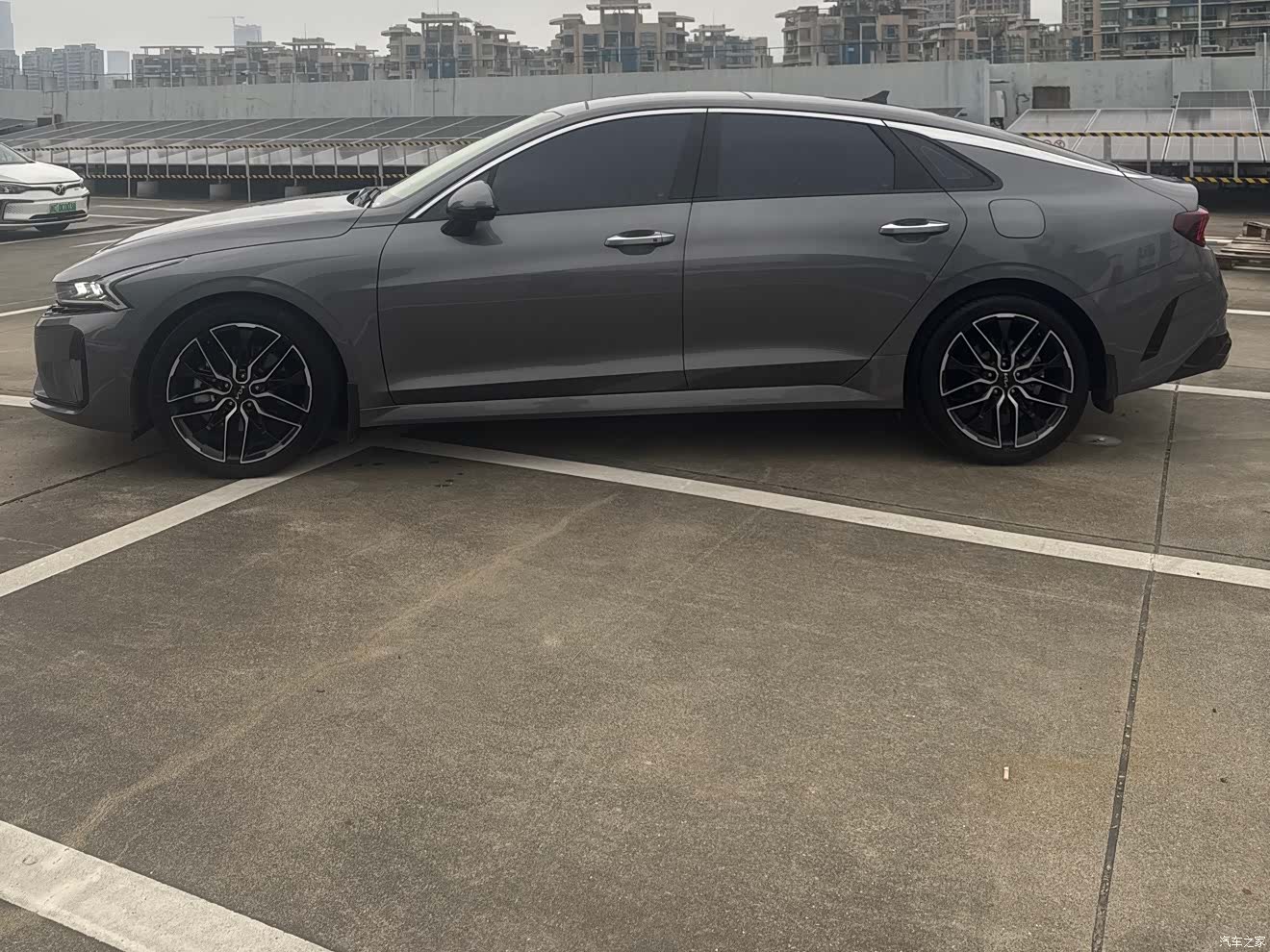 Kia K5, 2022 3