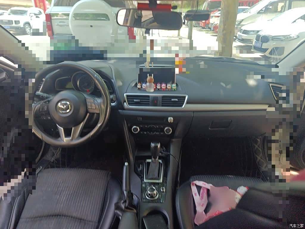 Mazda Mazda3, 2016 13