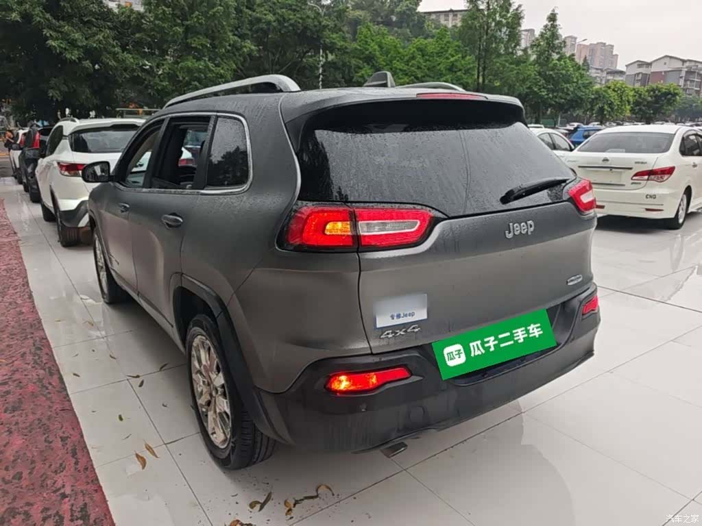 Jeep Cherokee, 2015 все фото