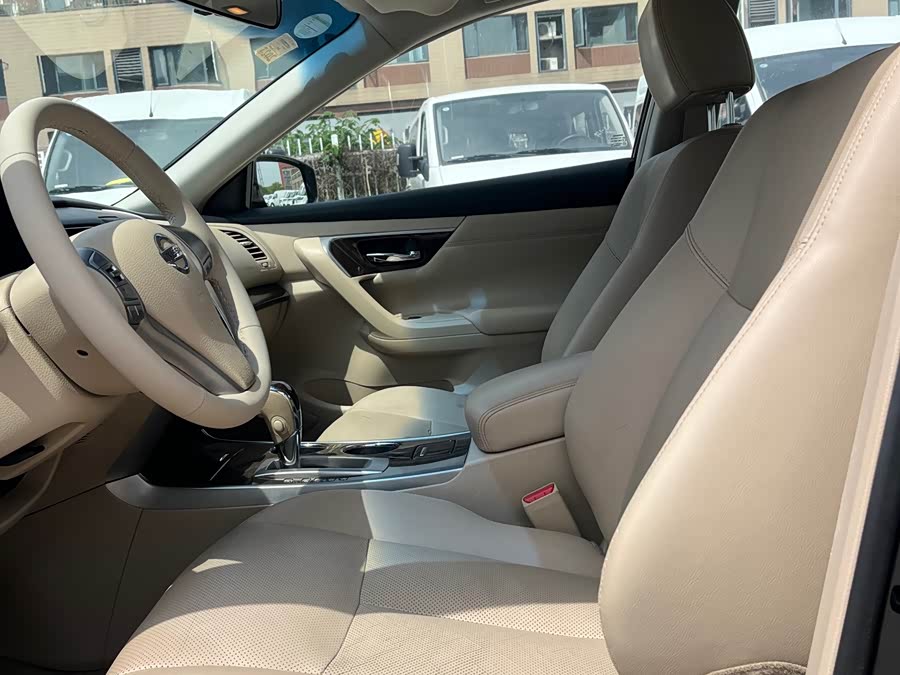 Nissan Altima 2015, фото 8