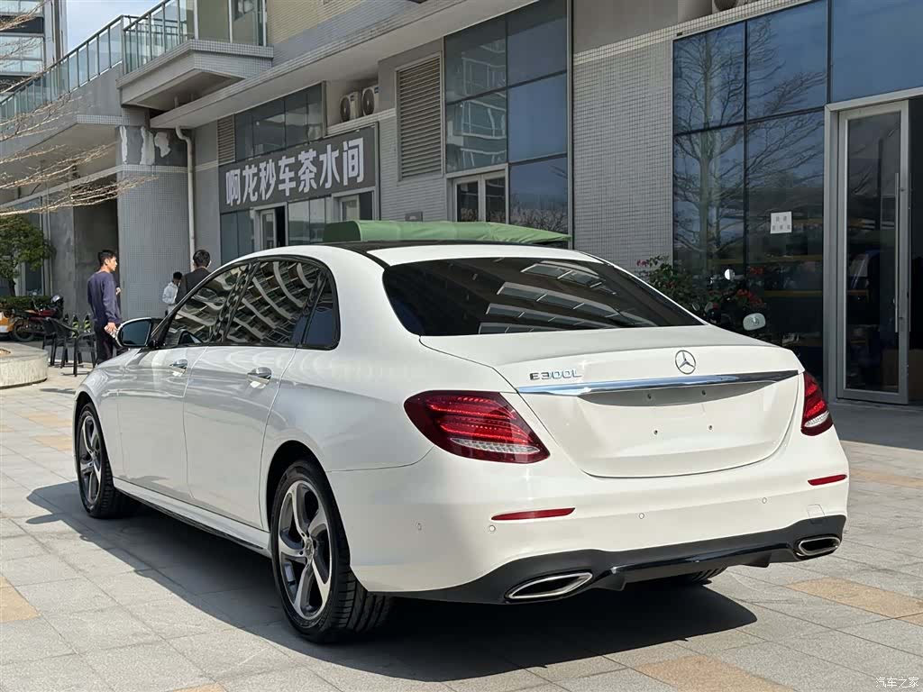 Mercedes-Benz E-Class, 2020 6