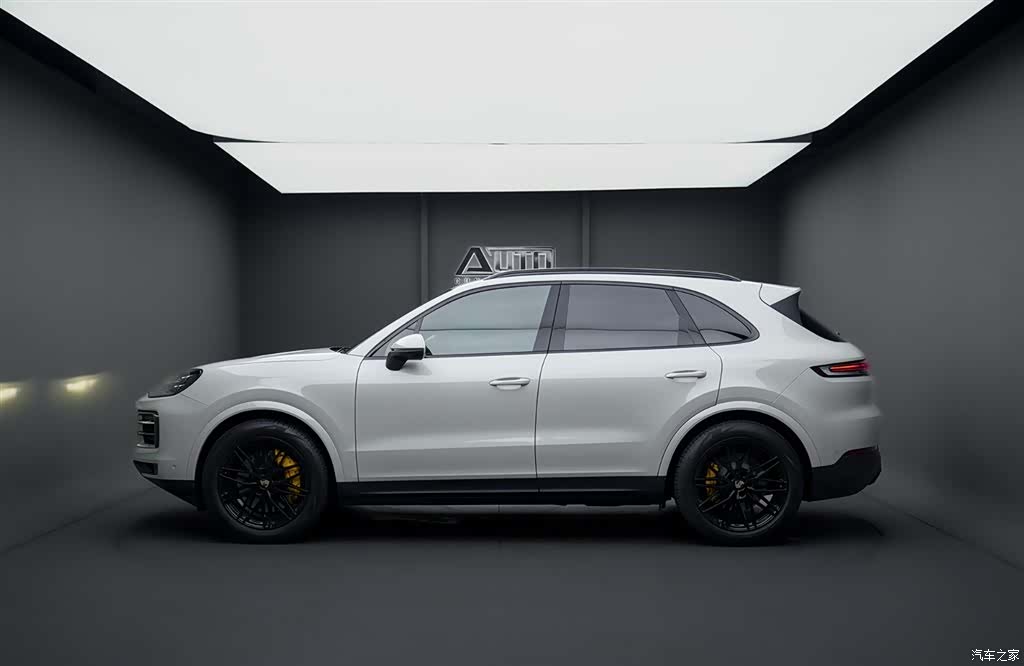 Porsche Cayenne, 2025 3