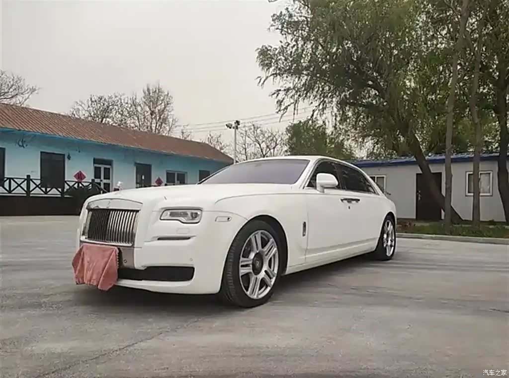 Rolls-Royce Ghost, 2014 1